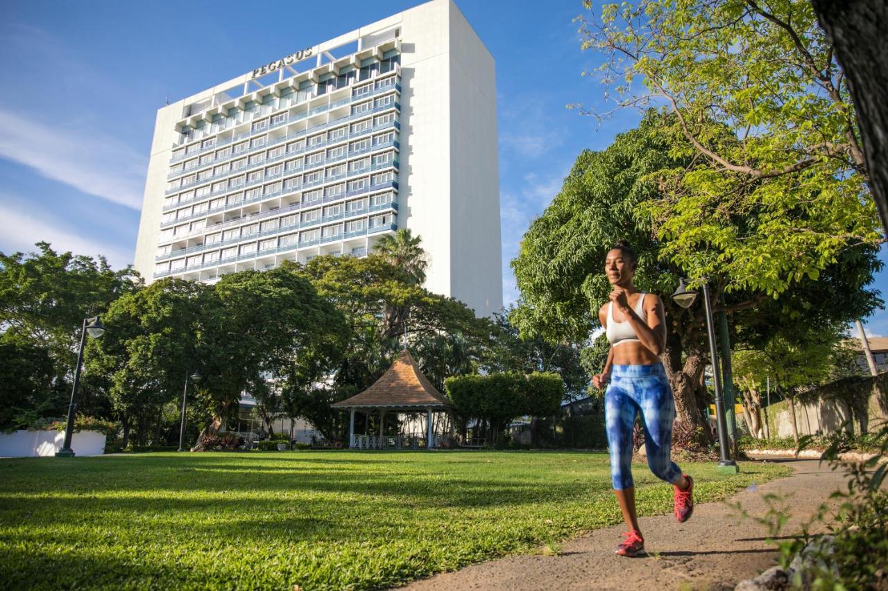 The Jamaica Pegasus Hotel Kingston Exterior photo